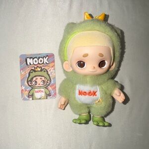 52Toys Nook OOTD Series
